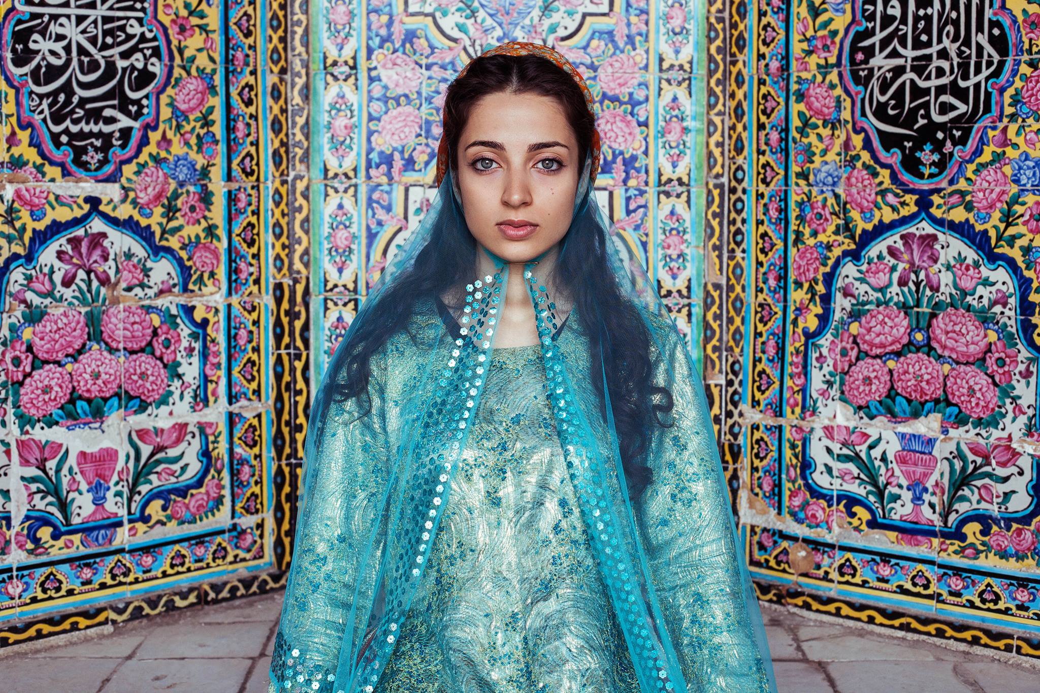 Persian Clothing  Persian dress, Persian fashion, Historical clothing